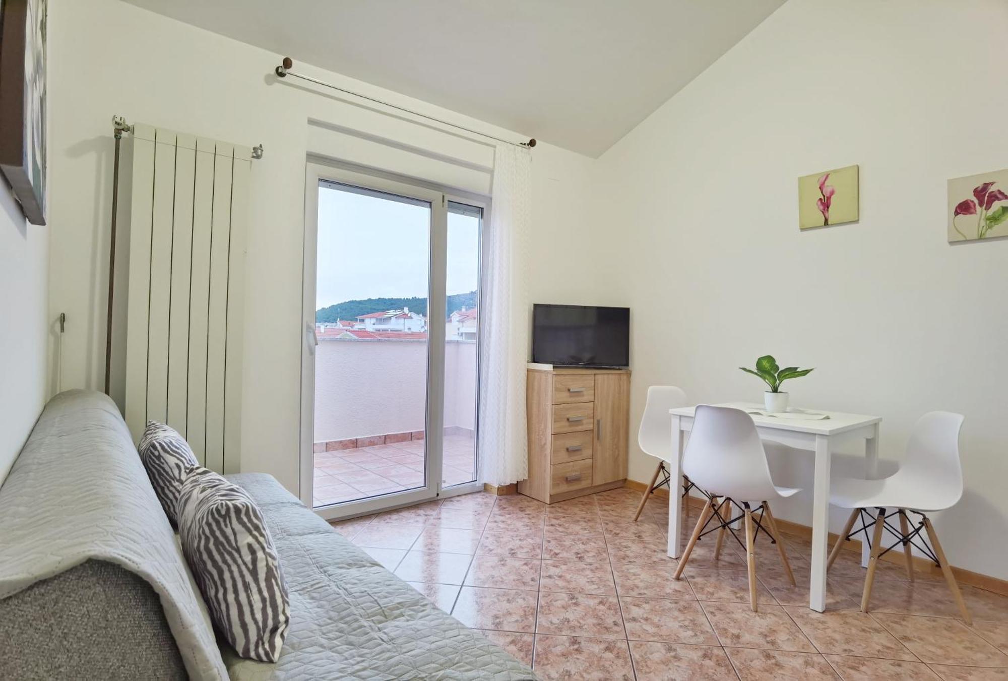 Lilu Apartments Vodice Luaran gambar